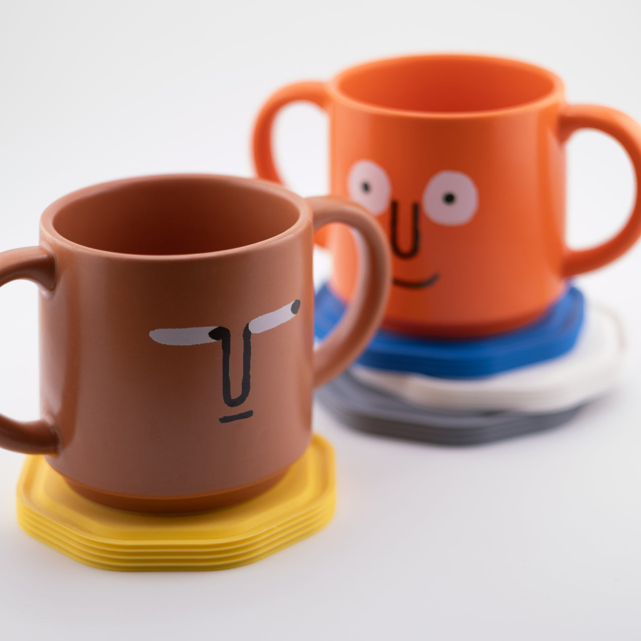 Coaster — product detail view 2