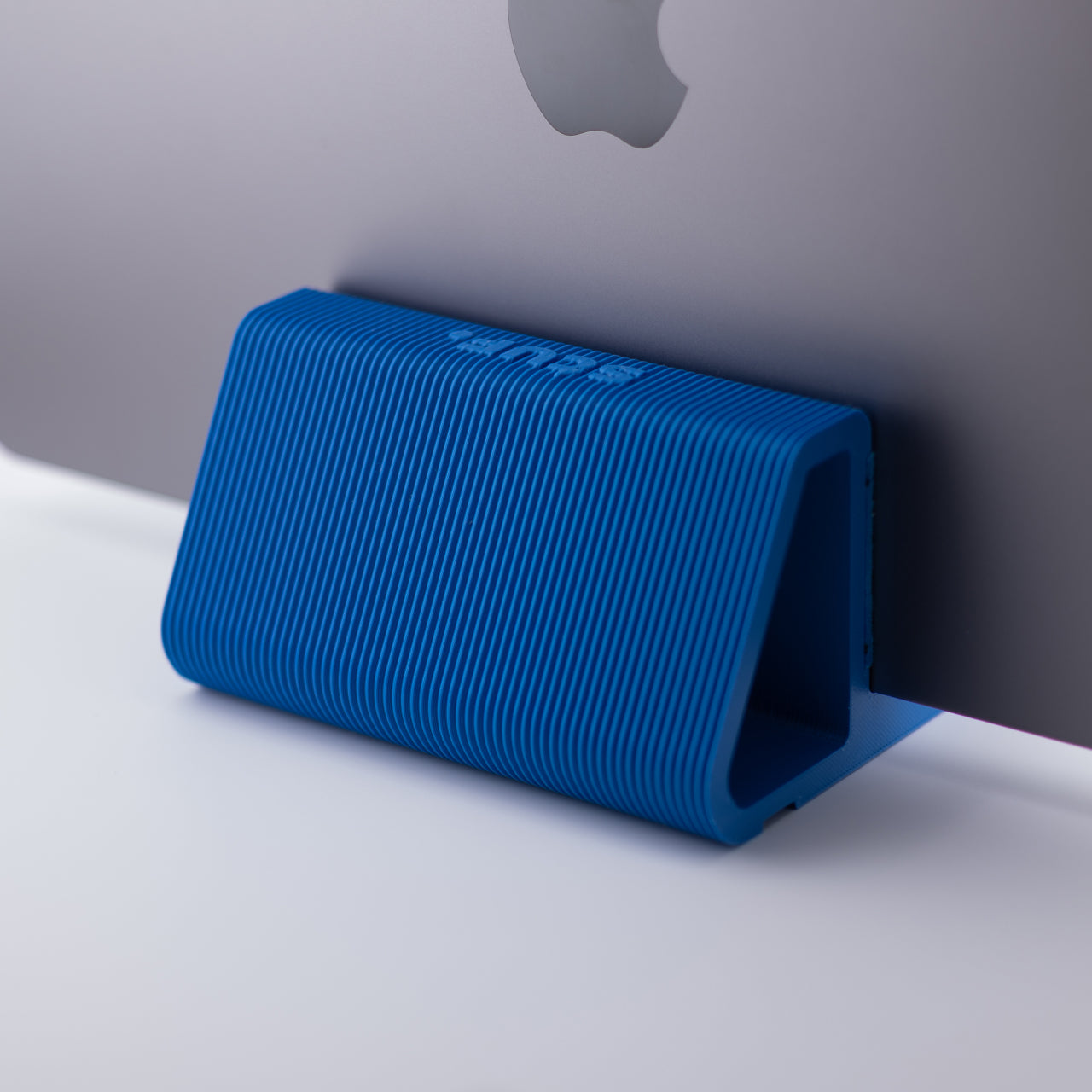 Laptop Stand — product detail view 2